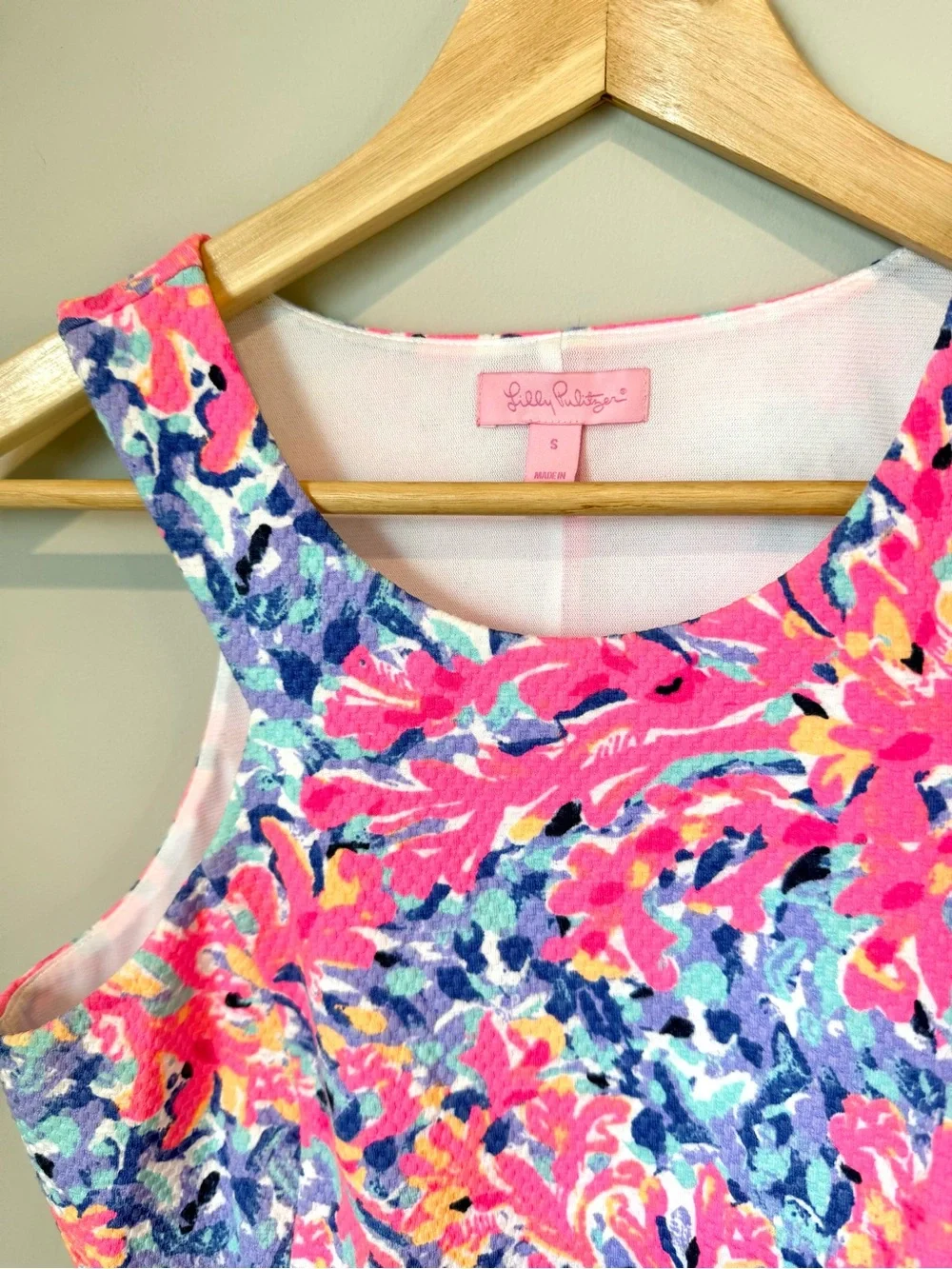 Lilly Pulitzer Mallika Floral Cropped Tank Top - Coco Coral Crab Pink - Picture 2 of 4